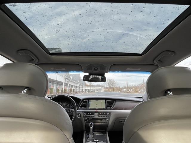 Used Hyundai Genesis 3.8 2015 | Blasius Federal Road. Brookfield, Connecticut Used Hyundai Genesis 3.8 2015 | Blasius Federal Road. Brookfield, Connecticut