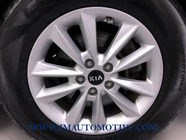 2019 Kia Sorento LX AWD, available for sale in Naugatuck, Connecticut | J&M Automotive Sls&Svc LLC. Naugatuck, Connecticut 2019 Kia Sorento LX AWD, available for sale in Naugatuck, Connecticut | J&M Automotive Sls&Svc LLC. Naugatuck, Connecticut
