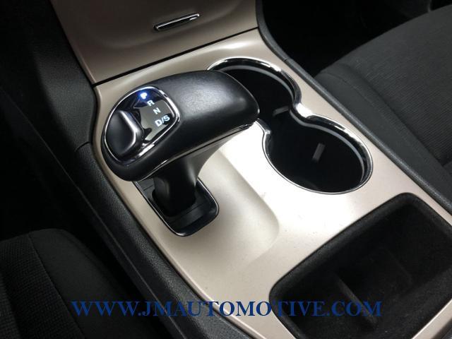 Used Jeep Grand Cherokee 4WD 4dr Laredo 2015 | J&M Automotive Sls&Svc LLC. Naugatuck, Connecticut Used Jeep Grand Cherokee 4WD 4dr Laredo 2015 | J&M Automotive Sls&Svc LLC. Naugatuck, Connecticut