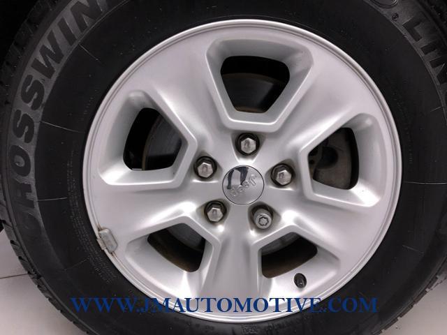 Used Jeep Grand Cherokee 4WD 4dr Laredo 2015 | J&M Automotive Sls&Svc LLC. Naugatuck, Connecticut Used Jeep Grand Cherokee 4WD 4dr Laredo 2015 | J&M Automotive Sls&Svc LLC. Naugatuck, Connecticut