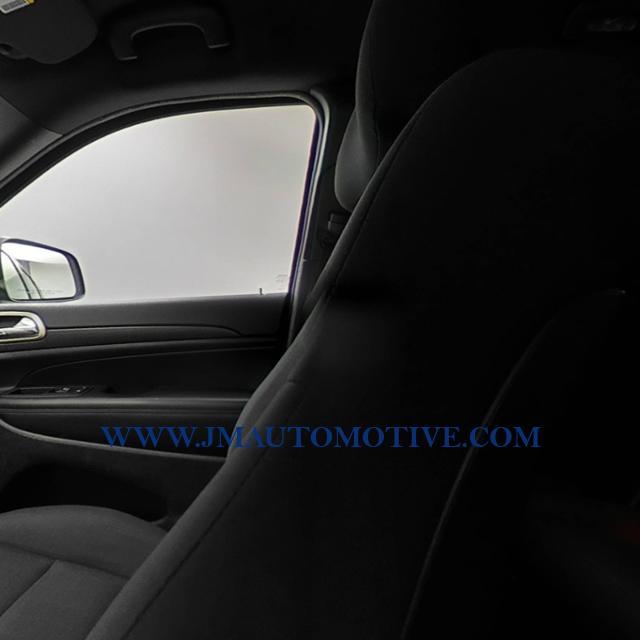 Used Jeep Grand Cherokee 4WD 4dr Laredo 2015 | J&M Automotive Sls&Svc LLC. Naugatuck, Connecticut Used Jeep Grand Cherokee 4WD 4dr Laredo 2015 | J&M Automotive Sls&Svc LLC. Naugatuck, Connecticut