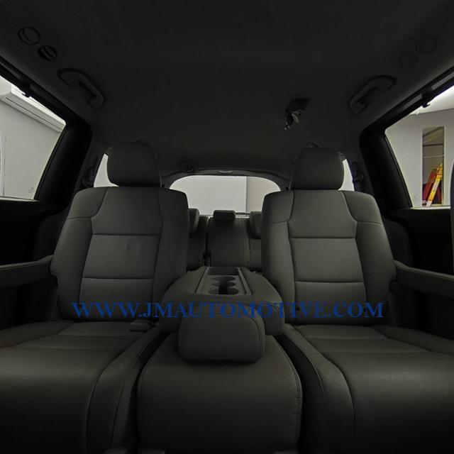 2013 Honda Odyssey 5dr EX-L w/Navi, available for sale in Naugatuck, Connecticut | J&M Automotive Sls&Svc LLC. Naugatuck, Connecticut 2013 Honda Odyssey 5dr EX-L w/Navi, available for sale in Naugatuck, Connecticut | J&M Automotive Sls&Svc LLC. Naugatuck, Connecticut