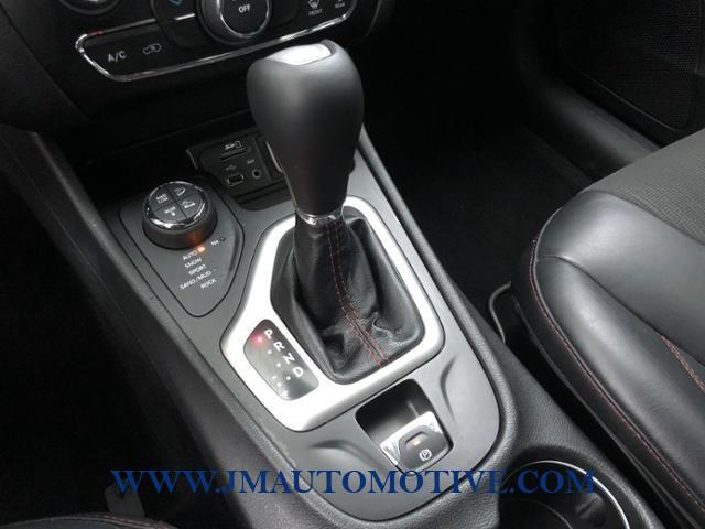 2015 Jeep Cherokee 4WD 4dr Trailhawk, available for sale in Naugatuck, Connecticut | J&M Automotive Sls&Svc LLC. Naugatuck, Connecticut 2015 Jeep Cherokee 4WD 4dr Trailhawk, available for sale in Naugatuck, Connecticut | J&M Automotive Sls&Svc LLC. Naugatuck, Connecticut