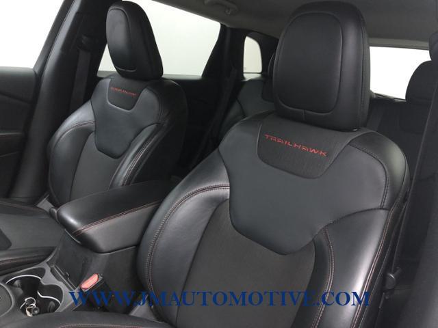 2015 Jeep Cherokee 4WD 4dr Trailhawk, available for sale in Naugatuck, Connecticut | J&M Automotive Sls&Svc LLC. Naugatuck, Connecticut 2015 Jeep Cherokee 4WD 4dr Trailhawk, available for sale in Naugatuck, Connecticut | J&M Automotive Sls&Svc LLC. Naugatuck, Connecticut