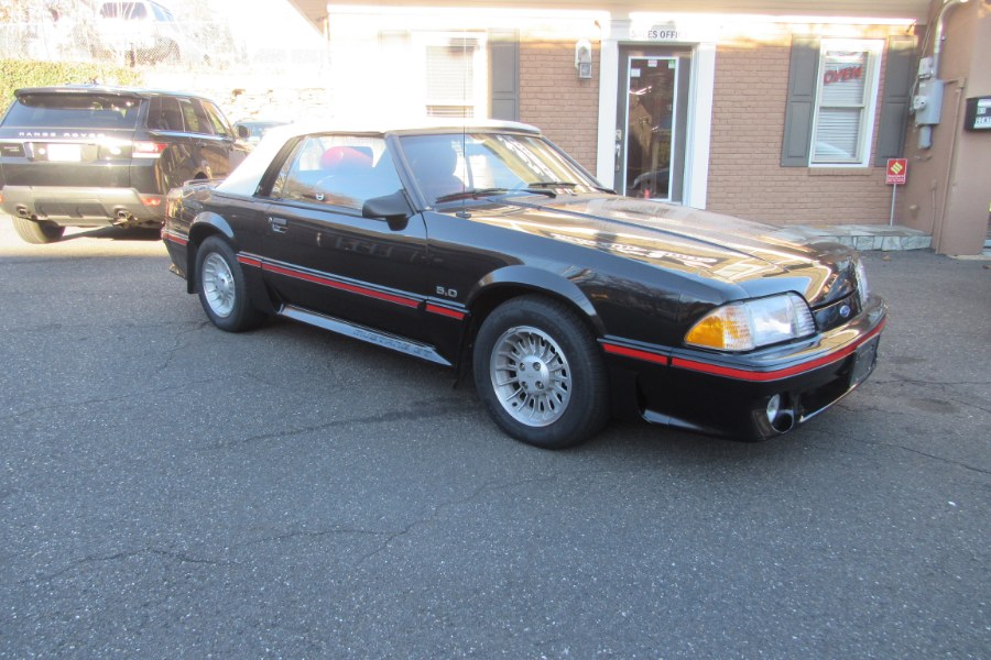 Used Ford Mustang 2dr Convertible GT 1987 | Center Motorsports LLC. Shelton, Connecticut