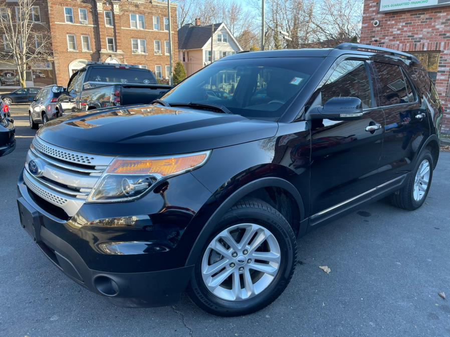 Used Ford Explorer 4WD 4dr XLT 2012 | Central Auto Sales & Service. New Britain, Connecticut