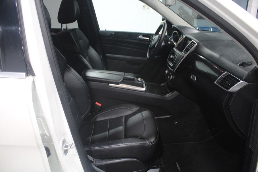 Used Mercedes-Benz M-Class 4MATIC 4dr ML 350 2015 | Auto Gallery. Lodi, New Jersey Used Mercedes-Benz M-Class 4MATIC 4dr ML 350 2015 | Auto Gallery. Lodi, New Jersey