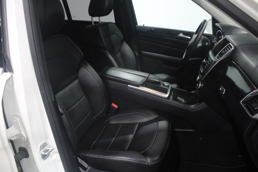 Used Mercedes-Benz M-Class 4MATIC 4dr ML 350 2015 | Auto Gallery. Lodi, New Jersey Used Mercedes-Benz M-Class 4MATIC 4dr ML 350 2015 | Auto Gallery. Lodi, New Jersey
