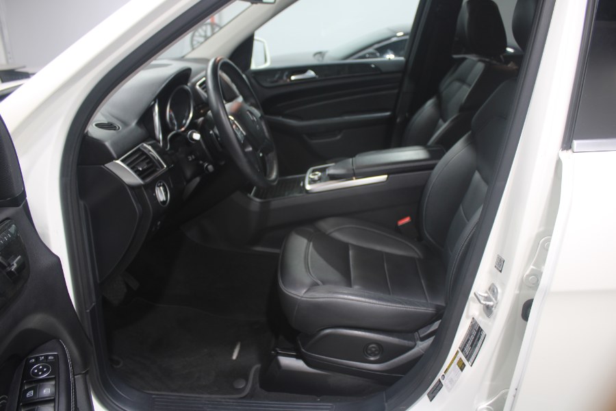 Used Mercedes-Benz M-Class 4MATIC 4dr ML 350 2015 | Auto Gallery. Lodi, New Jersey Used Mercedes-Benz M-Class 4MATIC 4dr ML 350 2015 | Auto Gallery. Lodi, New Jersey