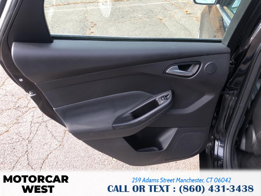 Used Ford Focus 4dr Sdn Titanium 2012 | Motorcar West. Manchester, Connecticut Used Ford Focus 4dr Sdn Titanium 2012 | Motorcar West. Manchester, Connecticut