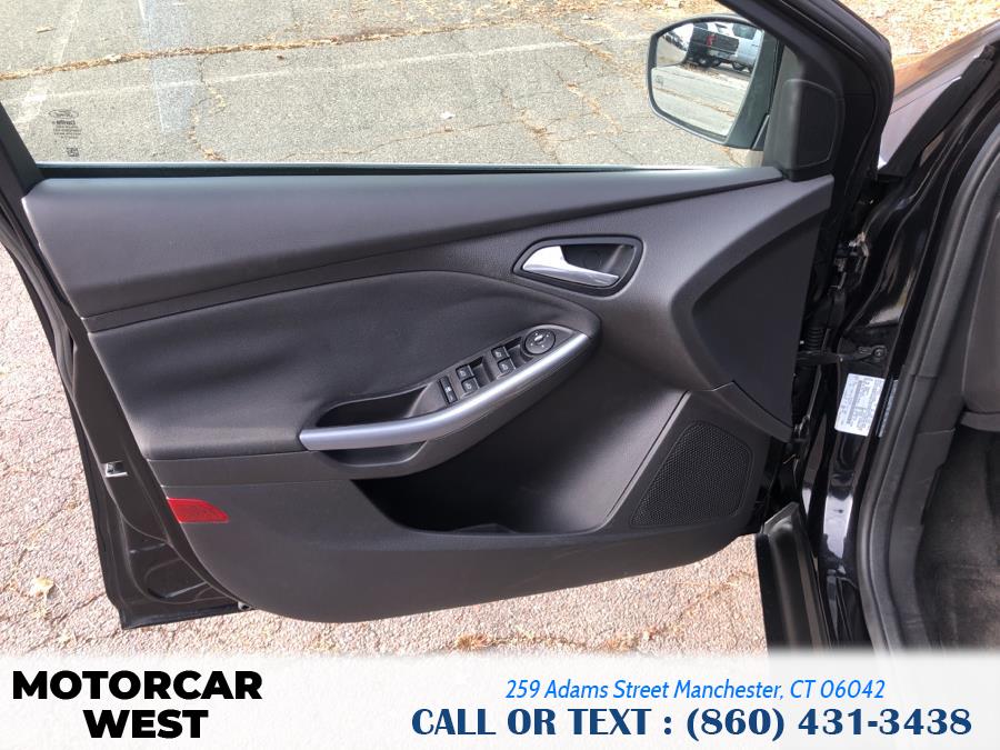 Used Ford Focus 4dr Sdn Titanium 2012 | Motorcar West. Manchester, Connecticut Used Ford Focus 4dr Sdn Titanium 2012 | Motorcar West. Manchester, Connecticut