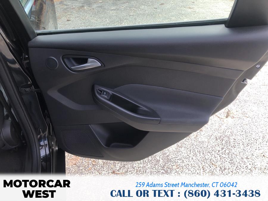 Used Ford Focus 4dr Sdn Titanium 2012 | Motorcar West. Manchester, Connecticut Used Ford Focus 4dr Sdn Titanium 2012 | Motorcar West. Manchester, Connecticut