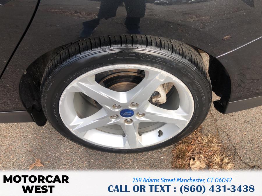Used Ford Focus 4dr Sdn Titanium 2012 | Motorcar West. Manchester, Connecticut Used Ford Focus 4dr Sdn Titanium 2012 | Motorcar West. Manchester, Connecticut