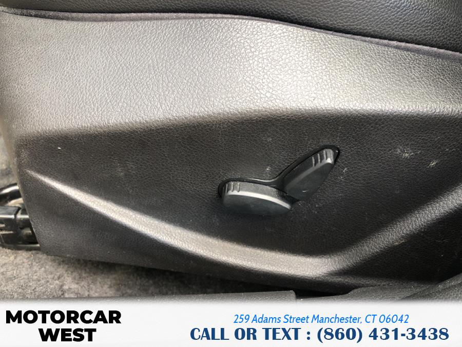Used Ford Focus 4dr Sdn Titanium 2012 | Motorcar West. Manchester, Connecticut Used Ford Focus 4dr Sdn Titanium 2012 | Motorcar West. Manchester, Connecticut