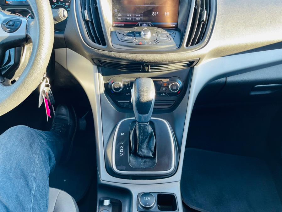 Used Ford Escape 4WD 4dr SE 2014 | Supreme Automotive. New Britain, Connecticut Used Ford Escape 4WD 4dr SE 2014 | Supreme Automotive. New Britain, Connecticut
