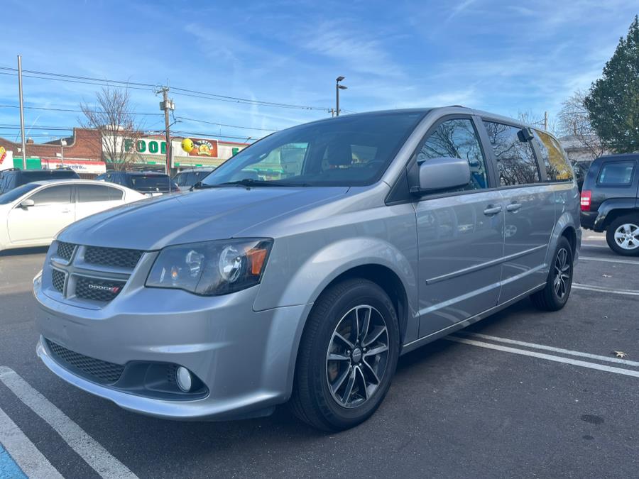 2016 Dodge Grand Caravan 4dr Wgn R/T. CLEAN CARFAX!!!, available for sale in Elmont, New York | Sunrise of Elmont. Elmont, New York 2016 Dodge Grand Caravan 4dr Wgn R/T. CLEAN CARFAX!!!, available for sale in Elmont, New York | Sunrise of Elmont. Elmont, New York