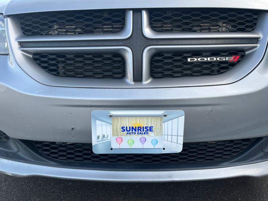2016 Dodge Grand Caravan 4dr Wgn R/T. CLEAN CARFAX!!!, available for sale in Elmont, New York | Sunrise of Elmont. Elmont, New York 2016 Dodge Grand Caravan 4dr Wgn R/T. CLEAN CARFAX!!!, available for sale in Elmont, New York | Sunrise of Elmont. Elmont, New York