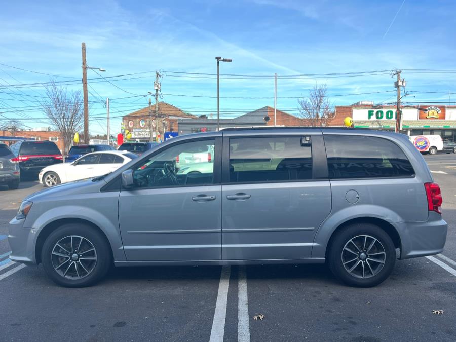 2016 Dodge Grand Caravan 4dr Wgn R/T. CLEAN CARFAX!!!, available for sale in Elmont, New York | Sunrise of Elmont. Elmont, New York 2016 Dodge Grand Caravan 4dr Wgn R/T. CLEAN CARFAX!!!, available for sale in Elmont, New York | Sunrise of Elmont. Elmont, New York