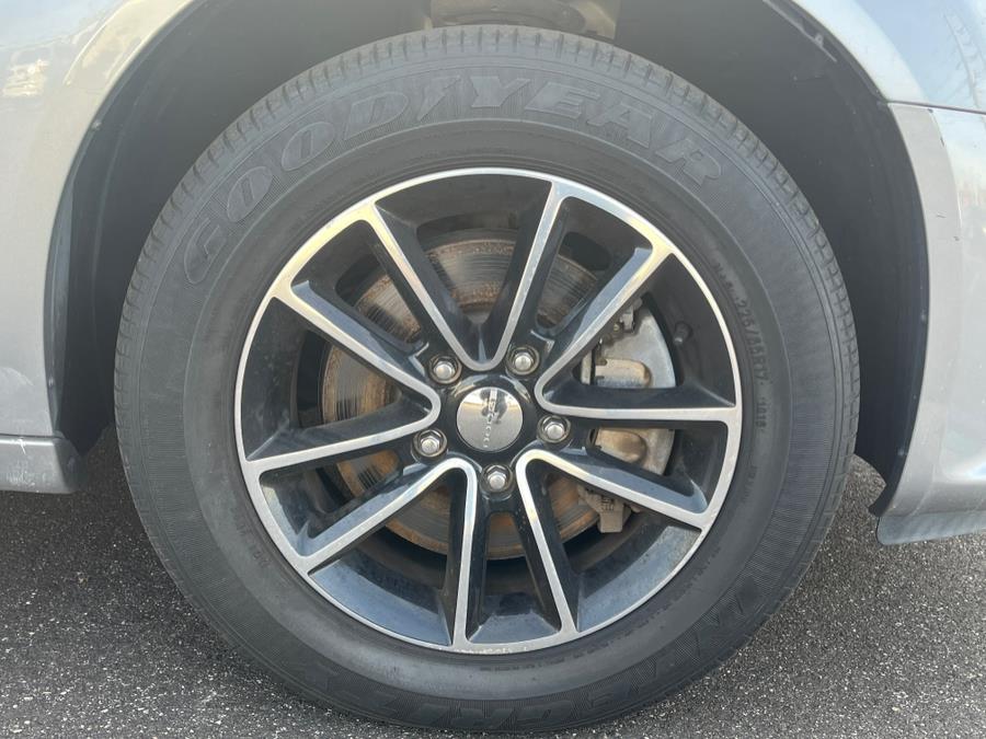 2016 Dodge Grand Caravan 4dr Wgn R/T. CLEAN CARFAX!!!, available for sale in Elmont, New York | Sunrise of Elmont. Elmont, New York 2016 Dodge Grand Caravan 4dr Wgn R/T. CLEAN CARFAX!!!, available for sale in Elmont, New York | Sunrise of Elmont. Elmont, New York