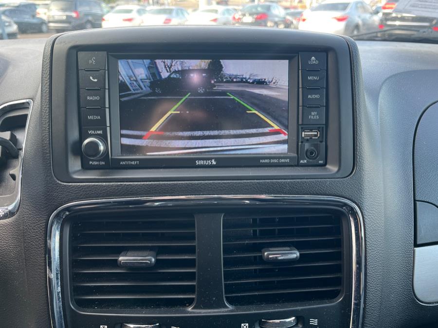 2016 Dodge Grand Caravan 4dr Wgn R/T. CLEAN CARFAX!!!, available for sale in Elmont, New York | Sunrise of Elmont. Elmont, New York 2016 Dodge Grand Caravan 4dr Wgn R/T. CLEAN CARFAX!!!, available for sale in Elmont, New York | Sunrise of Elmont. Elmont, New York