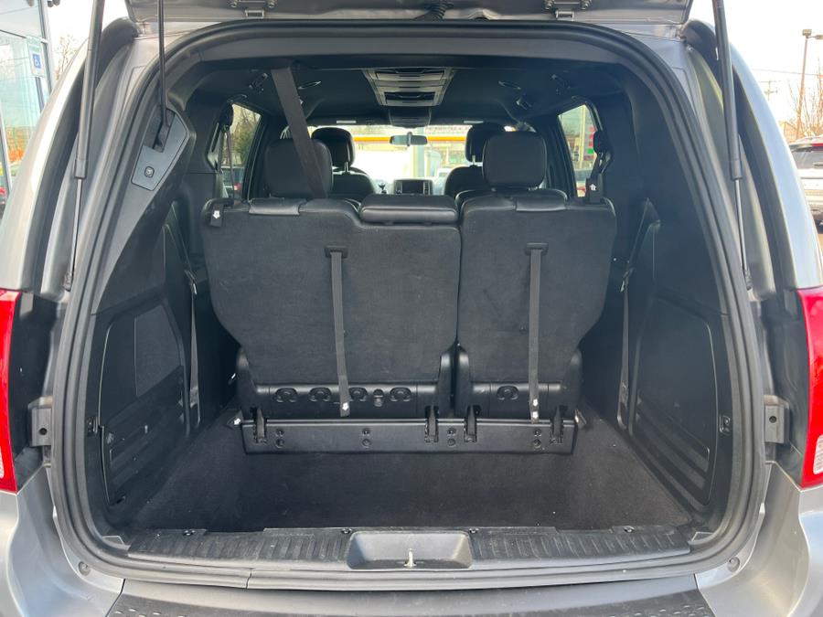 2016 Dodge Grand Caravan 4dr Wgn R/T. CLEAN CARFAX!!!, available for sale in Elmont, New York | Sunrise of Elmont. Elmont, New York 2016 Dodge Grand Caravan 4dr Wgn R/T. CLEAN CARFAX!!!, available for sale in Elmont, New York | Sunrise of Elmont. Elmont, New York
