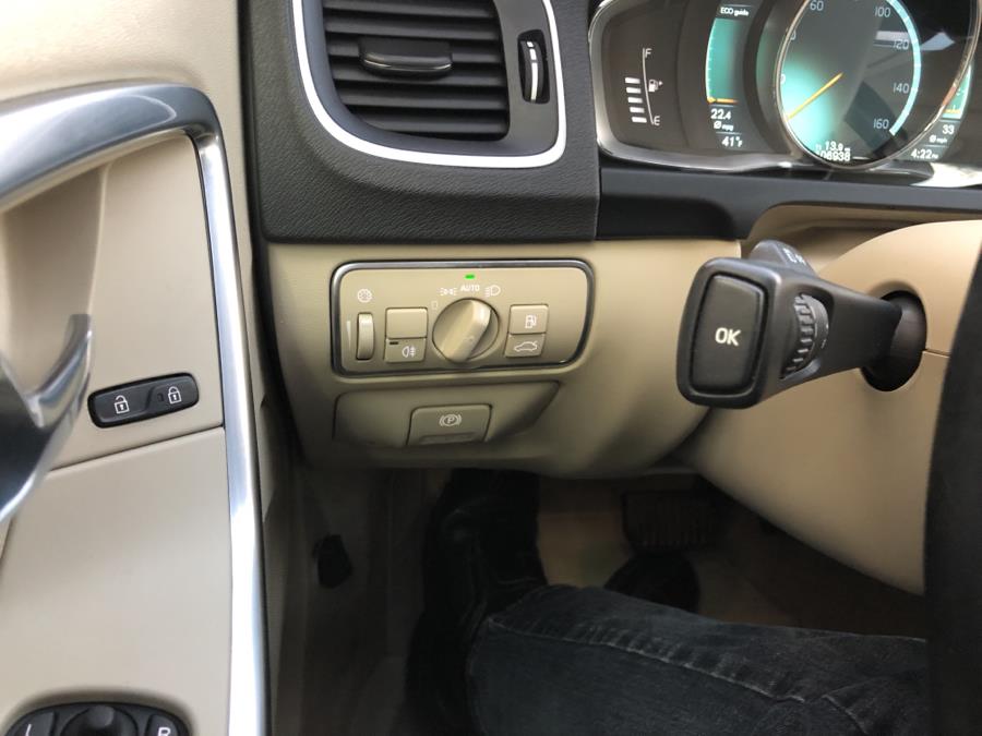 2015 Volvo S60 2015.5 T5 Premier AWD, available for sale in Waterbury, Connecticut | National Auto Brokers, Inc.. Waterbury, Connecticut 2015 Volvo S60 2015.5 T5 Premier AWD, available for sale in Waterbury, Connecticut | National Auto Brokers, Inc.. Waterbury, Connecticut