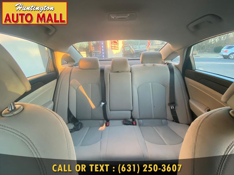 Used Hyundai Sonata 4dr Sdn 2.4L Sport 2015 | Huntington Auto Mall. Huntington Station, New York Used Hyundai Sonata 4dr Sdn 2.4L Sport 2015 | Huntington Auto Mall. Huntington Station, New York