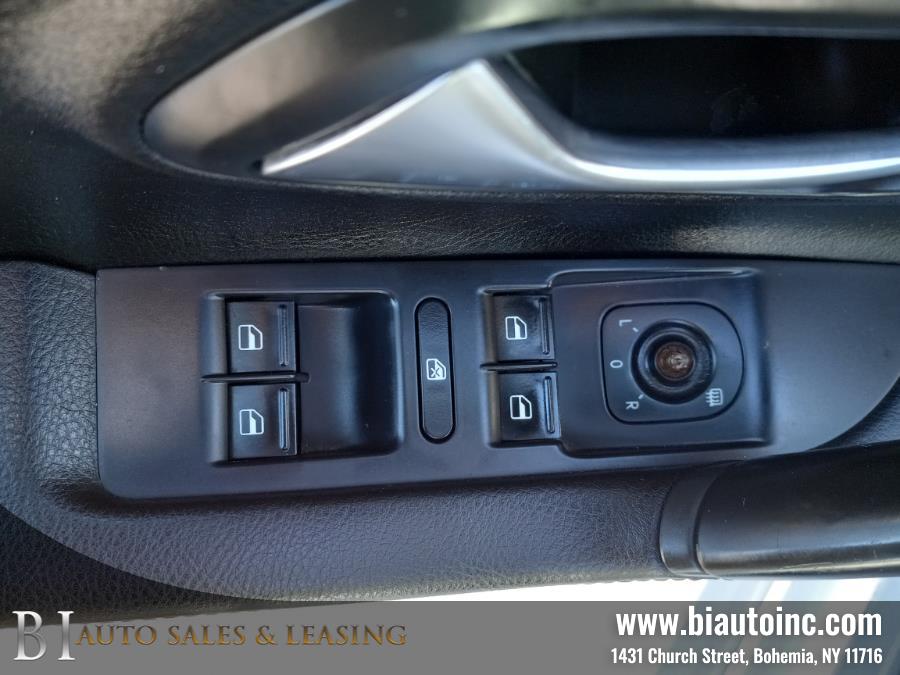 2013 Volkswagen CC 4dr Sdn DSG Sport w/LEDs PZEV, available for sale in Bohemia, New York | B I Auto Sales. Bohemia, New York 2013 Volkswagen CC 4dr Sdn DSG Sport w/LEDs PZEV, available for sale in Bohemia, New York | B I Auto Sales. Bohemia, New York