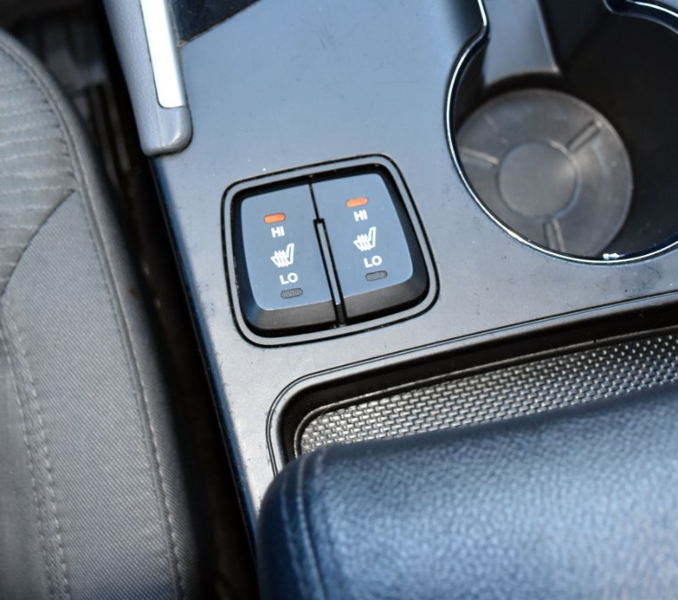 2015 Hyundai Sonata Hybrid 4dr Sdn SE, available for sale in Waterbury, Connecticut | Highline Car Connection. Waterbury, Connecticut 2015 Hyundai Sonata Hybrid 4dr Sdn SE, available for sale in Waterbury, Connecticut | Highline Car Connection. Waterbury, Connecticut