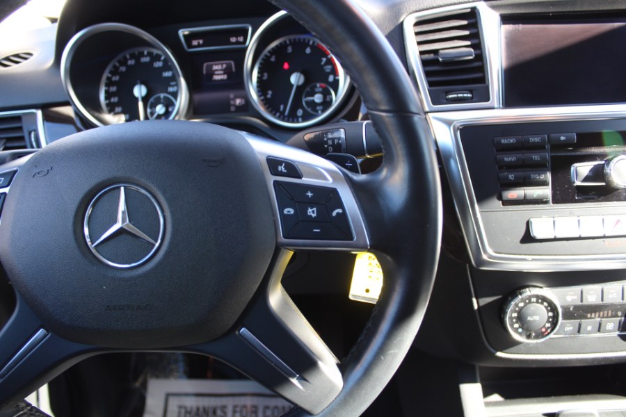 2014 Mercedes-Benz M-Class 4MATIC 4dr ML350, available for sale in Great Neck, New York | Great Neck Car Buyers & Sellers. Great Neck, New York 2014 Mercedes-Benz M-Class 4MATIC 4dr ML350, available for sale in Great Neck, New York | Great Neck Car Buyers & Sellers. Great Neck, New York