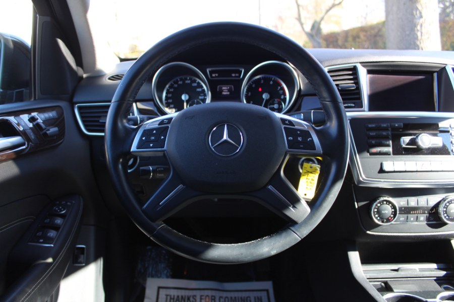 2014 Mercedes-Benz M-Class 4MATIC 4dr ML350, available for sale in Great Neck, NY