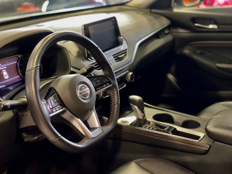 Used Nissan Altima 2.5 SR Sedan 2020 | Car Factory Inc.. Bronx, New York Used Nissan Altima 2.5 SR Sedan 2020 | Car Factory Inc.. Bronx, New York
