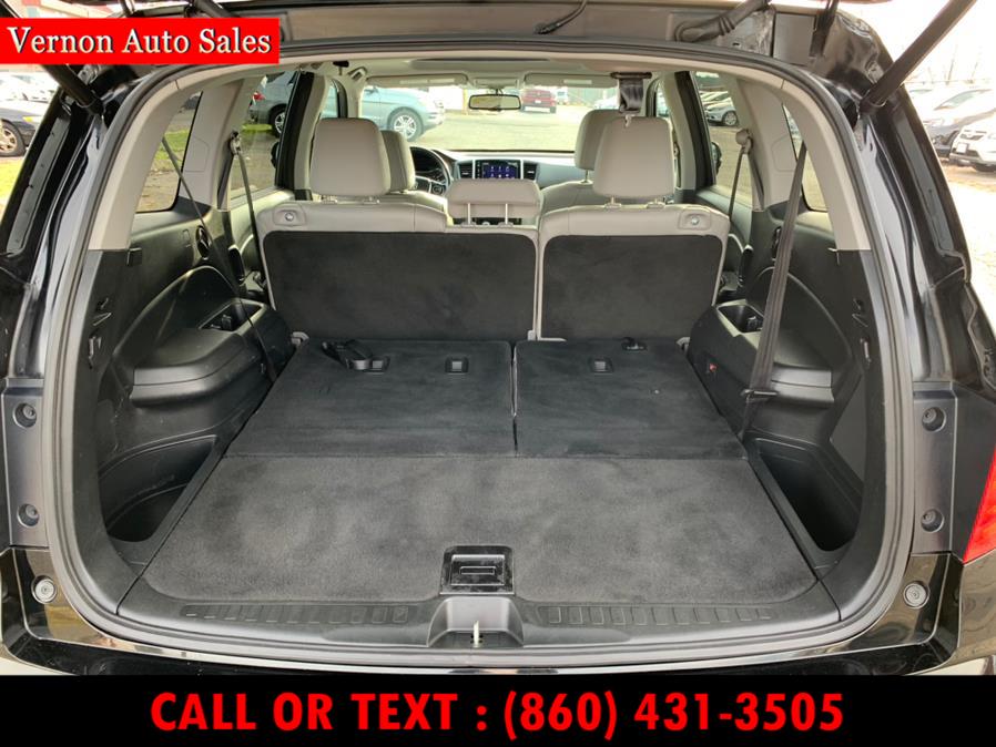 2016 Honda Pilot AWD 4dr EX-L, available for sale in Manchester, Connecticut | Vernon Auto Sale & Service. Manchester, Connecticut 2016 Honda Pilot AWD 4dr EX-L, available for sale in Manchester, Connecticut | Vernon Auto Sale & Service. Manchester, Connecticut