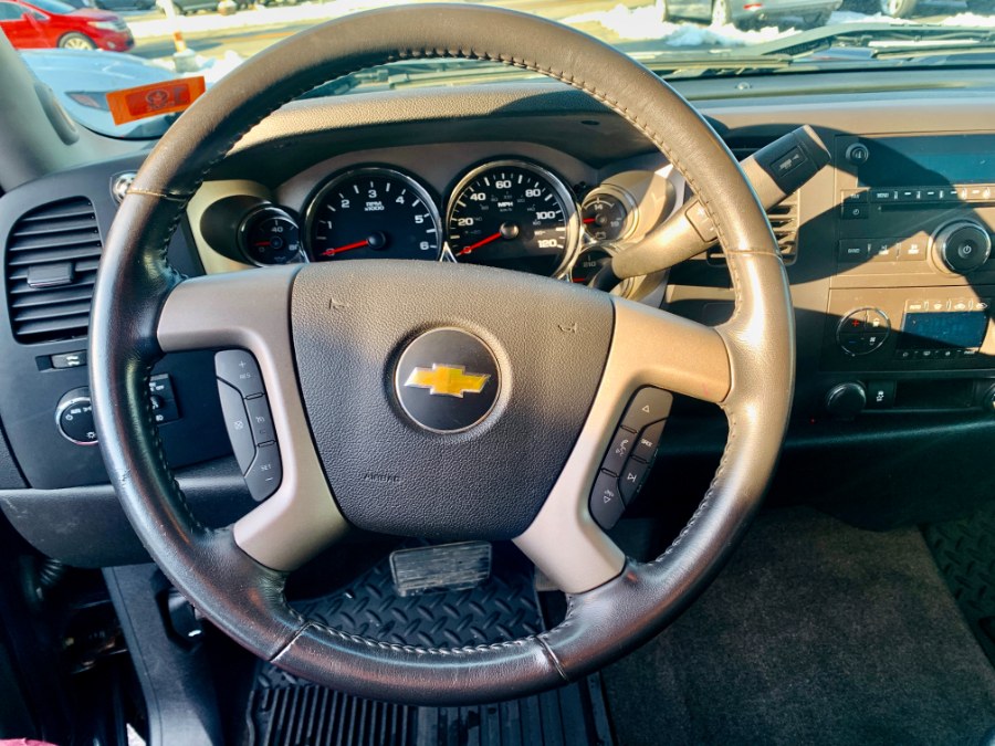 Used Chevrolet Silverado 1500 4WD Ext Cab 143.5" LT 2011 | Second Street Auto Sales Inc. Manchester, New Hampshire Used Chevrolet Silverado 1500 4WD Ext Cab 143.5" LT 2011 | Second Street Auto Sales Inc. Manchester, New Hampshire