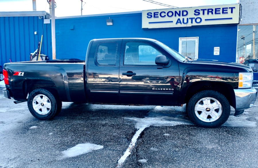 Used Chevrolet Silverado 1500 4WD Ext Cab 143.5" LT 2011 | Second Street Auto Sales Inc. Manchester, New Hampshire