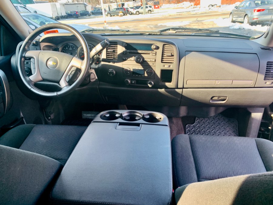 Used Chevrolet Silverado 1500 4WD Ext Cab 143.5" LT 2011 | Second Street Auto Sales Inc. Manchester, New Hampshire Used Chevrolet Silverado 1500 4WD Ext Cab 143.5" LT 2011 | Second Street Auto Sales Inc. Manchester, New Hampshire