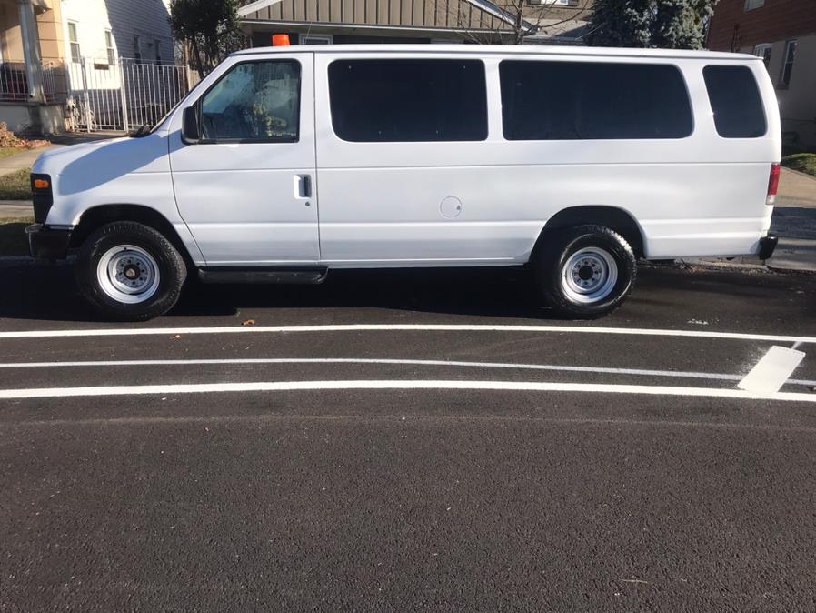 2010 Ford Econoline Wagon E-350 Super Duty Ext XL, available for sale in Corona, New York | Raymonds Cars Inc. Corona, New York 2010 Ford Econoline Wagon E-350 Super Duty Ext XL, available for sale in Corona, New York | Raymonds Cars Inc. Corona, New York