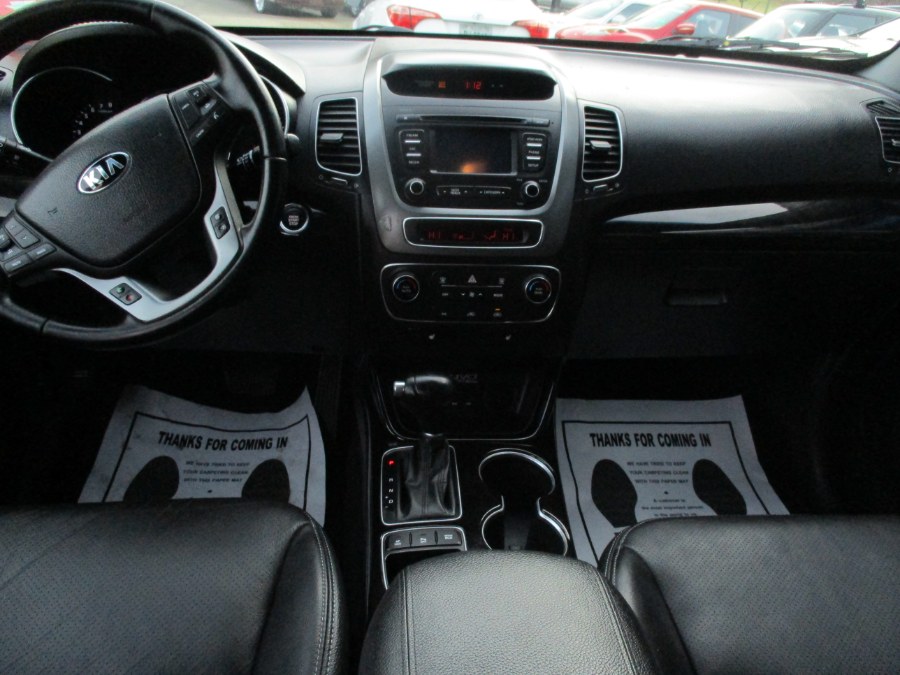 2014 Kia Sorento 2WD 4dr V6 EX, available for sale in Meriden, Connecticut | Cos Central Auto. Meriden, Connecticut 2014 Kia Sorento 2WD 4dr V6 EX, available for sale in Meriden, Connecticut | Cos Central Auto. Meriden, Connecticut