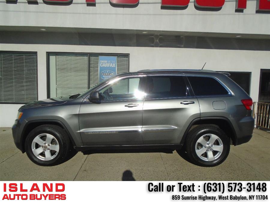 Used Jeep Grand Cherokee Laredo X 4x4 4dr SUV 2011 | Island Auto Buyers. West Babylon, New York Used Jeep Grand Cherokee Laredo X 4x4 4dr SUV 2011 | Island Auto Buyers. West Babylon, New York