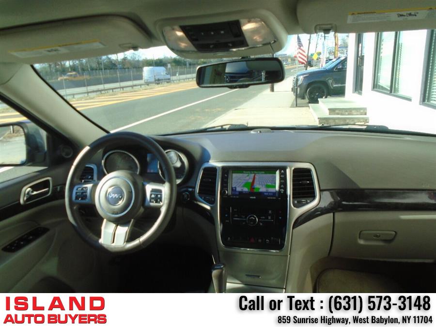 Used Jeep Grand Cherokee Laredo X 4x4 4dr SUV 2011 | Island Auto Buyers. West Babylon, New York Used Jeep Grand Cherokee Laredo X 4x4 4dr SUV 2011 | Island Auto Buyers. West Babylon, New York