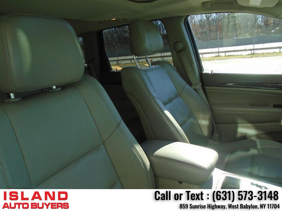 Used Jeep Grand Cherokee Laredo X 4x4 4dr SUV 2011 | Island Auto Buyers. West Babylon, New York Used Jeep Grand Cherokee Laredo X 4x4 4dr SUV 2011 | Island Auto Buyers. West Babylon, New York