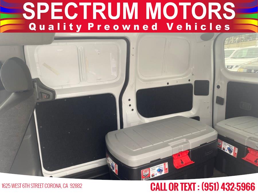 Used Nissan NV200 I4 S 2015 | Spectrum Motors. Corona, California Used Nissan NV200 I4 S 2015 | Spectrum Motors. Corona, California