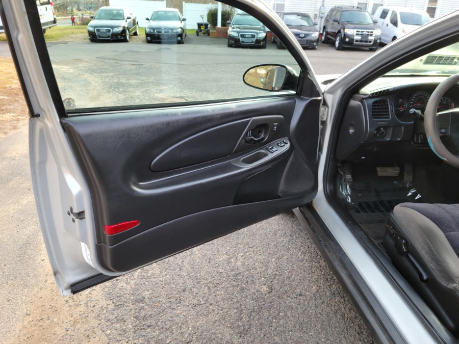 Used Chevrolet Monte Carlo 2dr Cpe LS 2002 | Toro Auto. East Windsor, Connecticut Used Chevrolet Monte Carlo 2dr Cpe LS 2002 | Toro Auto. East Windsor, Connecticut