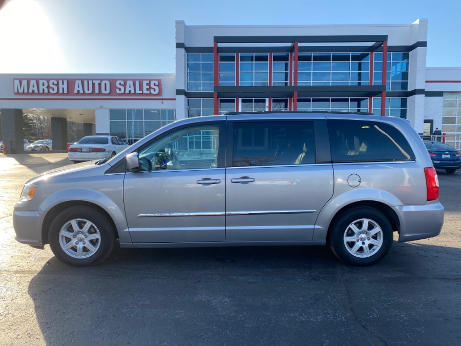 Used Chrysler Town & Country 4dr Wgn Touring 2013 | Marsh Auto Sales LLC. Ortonville, Michigan Used Chrysler Town & Country 4dr Wgn Touring 2013 | Marsh Auto Sales LLC. Ortonville, Michigan