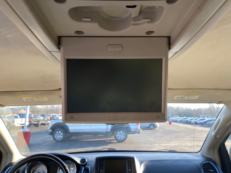 Used Chrysler Town & Country 4dr Wgn Touring 2013 | Marsh Auto Sales LLC. Ortonville, Michigan Used Chrysler Town & Country 4dr Wgn Touring 2013 | Marsh Auto Sales LLC. Ortonville, Michigan