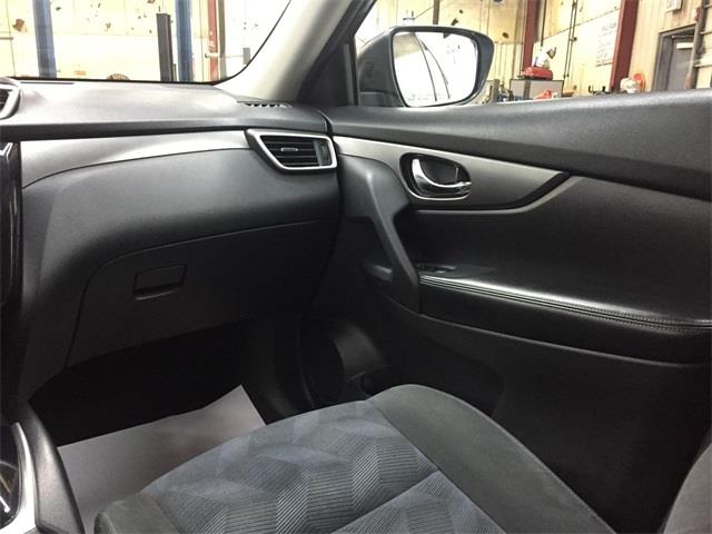 Used Nissan Rogue SV 2015 | Eastchester Motor Cars. Bronx, New York Used Nissan Rogue SV 2015 | Eastchester Motor Cars. Bronx, New York