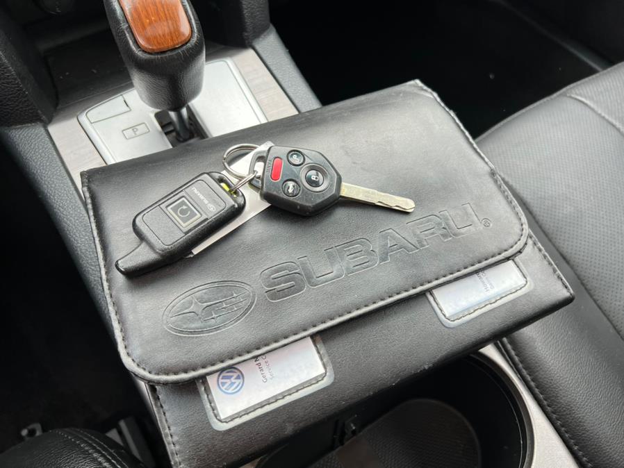 Used Subaru Outback 4dr Wgn H4 Auto 2.5i Limited 2013 | Mint Auto Sales. Islip, New York Used Subaru Outback 4dr Wgn H4 Auto 2.5i Limited 2013 | Mint Auto Sales. Islip, New York