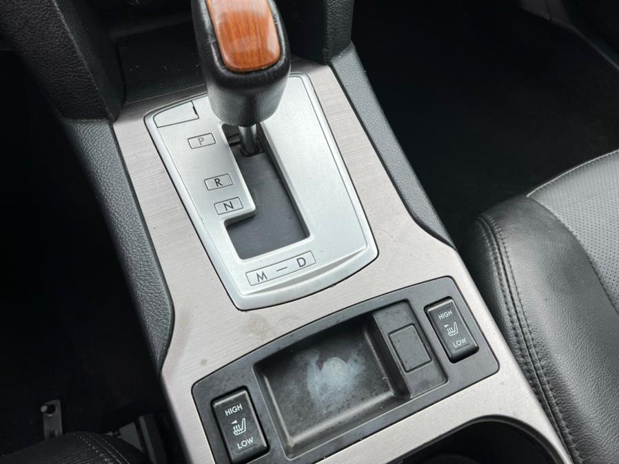 Used Subaru Outback 4dr Wgn H4 Auto 2.5i Limited 2013 | Mint Auto Sales. Islip, New York Used Subaru Outback 4dr Wgn H4 Auto 2.5i Limited 2013 | Mint Auto Sales. Islip, New York