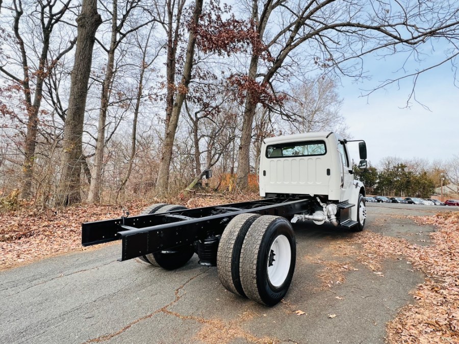 Used Freightliner M2 106 CAB & CHASSIS + CUMMINS ENGINE + AIR RIDE + NO CDL 2015 | NJ Truck Spot. South Amboy, New Jersey Used Freightliner M2 106 CAB & CHASSIS + CUMMINS ENGINE + AIR RIDE + NO CDL 2015 | NJ Truck Spot. South Amboy, New Jersey
