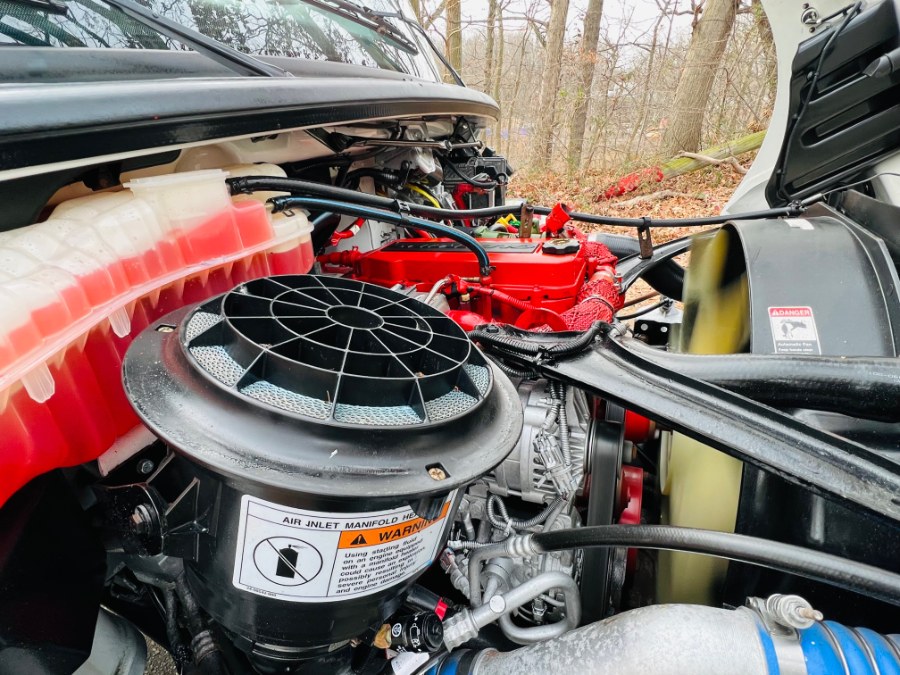 Used Freightliner M2 106 CAB & CHASSIS + CUMMINS ENGINE + AIR RIDE + NO CDL 2015 | NJ Truck Spot. South Amboy, New Jersey Used Freightliner M2 106 CAB & CHASSIS + CUMMINS ENGINE + AIR RIDE + NO CDL 2015 | NJ Truck Spot. South Amboy, New Jersey